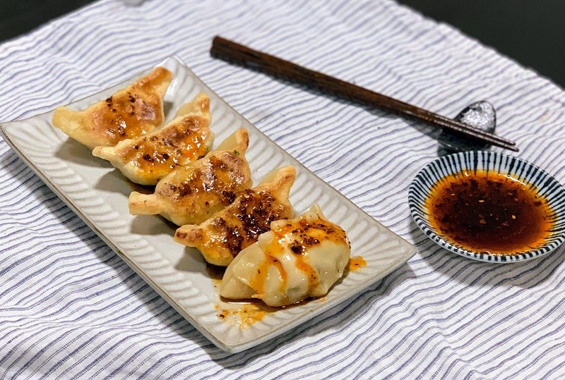 how-to-make-gyoza-japanese-dumplings-at-home-japanese-taste