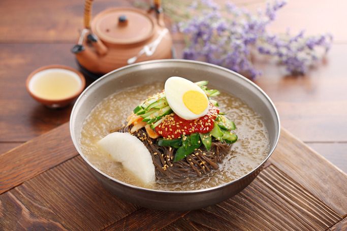 Naengmyeon Mỳ lạnh